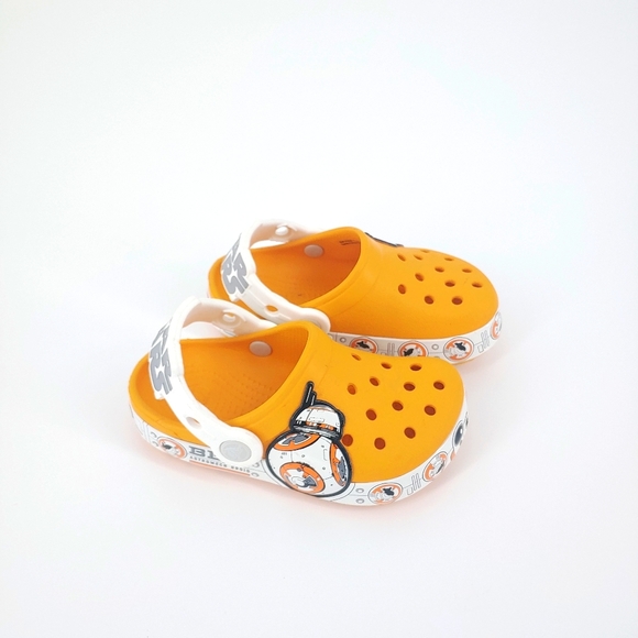 bb8 crocs